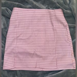 Skirt from SHEIN split hem pink and white